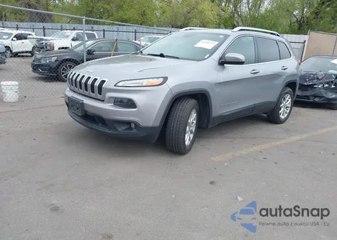 2017 Jeep Cherokee Latitude 4X4 from USA, damaged, VIN 1C4PJMCS3HW647520